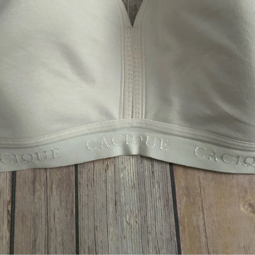 Cacique Bra | Size 42C